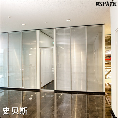 空间划分玻璃隔断公司有哪些上门定制